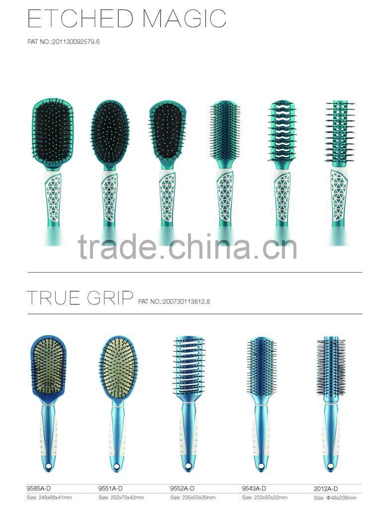 Good QualityWholesalePlastic with rubber coating finishMiddle size Radial hairbrush