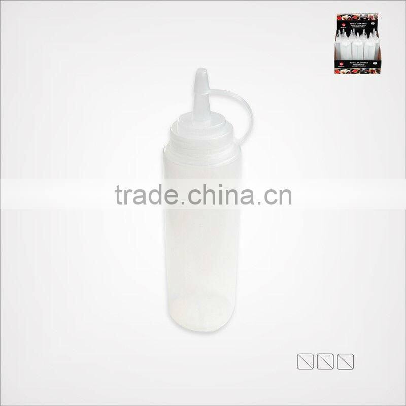 Plastic sauce bottle