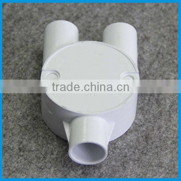White Electrical Conduit Fittings 20mm PVC Male Bush
