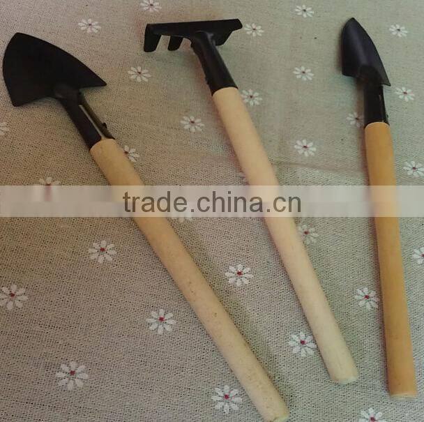 Russian style 3 in 1 mini garden tool set