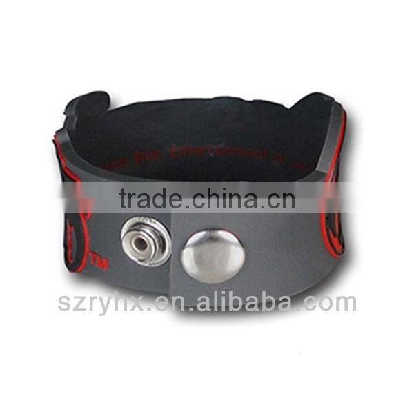 Fashionable promotion 3d custom soft pvc bracelet