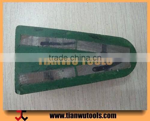 Metal Type Triangle Polishing Brick Abrasive Block (4 segments embed in bakelite)