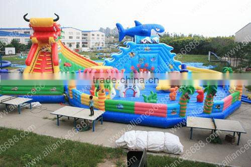 2014 giant inflatable sport dragon shark big jumper park