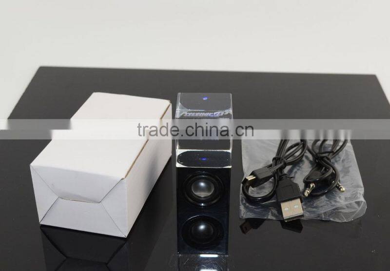 Color Changing LED Light Bluetooth/Wired Crystal Mini Speaker Hand Free Stereo Mobile Phone Speaker 3D Laser Engraving Logo
