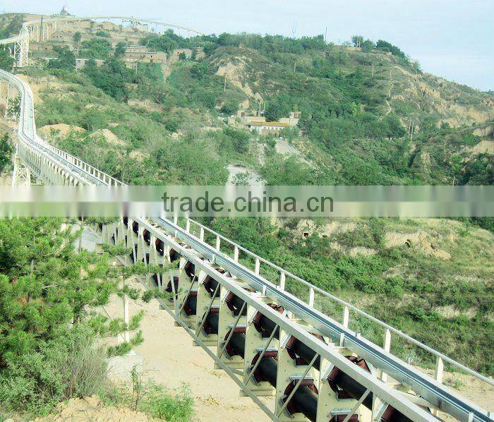 2015 newest china's CREATION steep high inclined angle conveyor used in mining,industry,cement