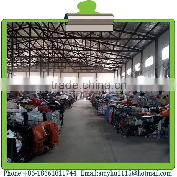 Used clothing bales second hand clothes