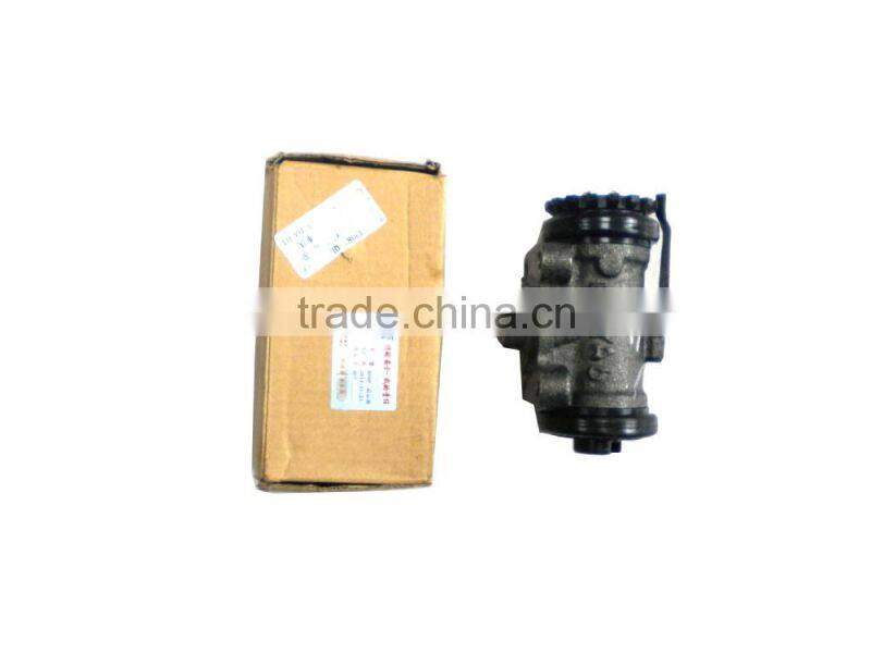 600P genuine auto brake slave cylinder rear right front with screws Chongqing JMC QINGLING light truck auto parts