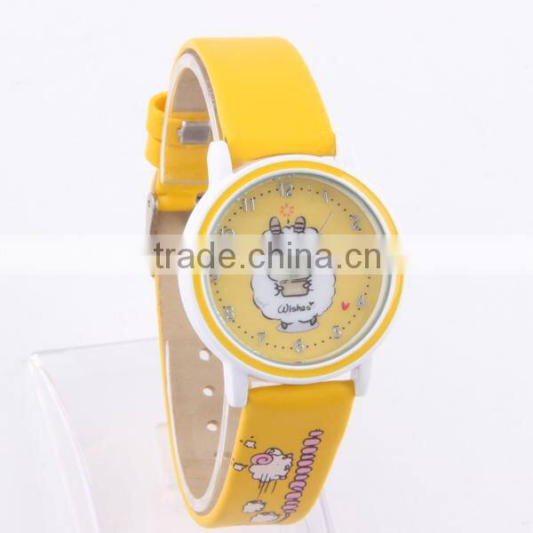 Promotional cheap kids watch with MOQ 500pcs