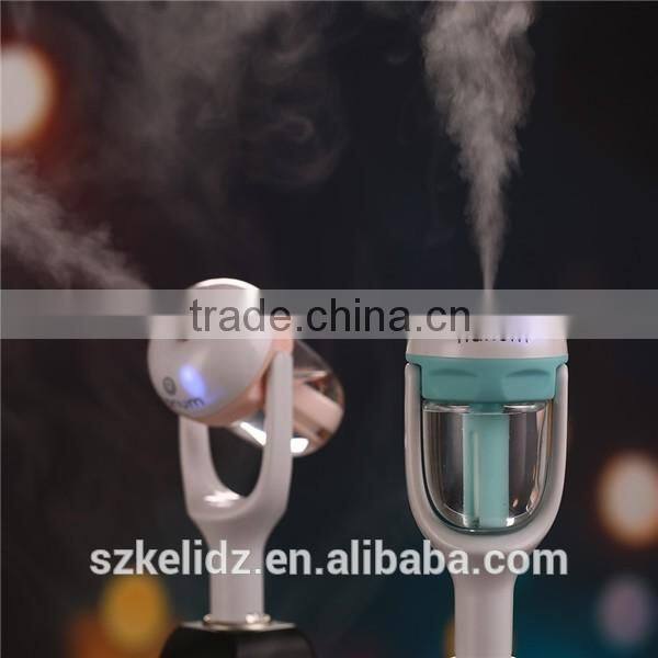 Mini Car Charger Humidifier, Air Purifier Humidifier Aromatherapy Car Supplies