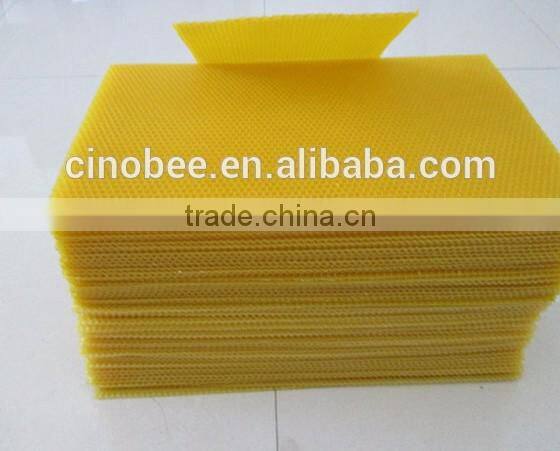 Pure beeswax foundation for apiculture use