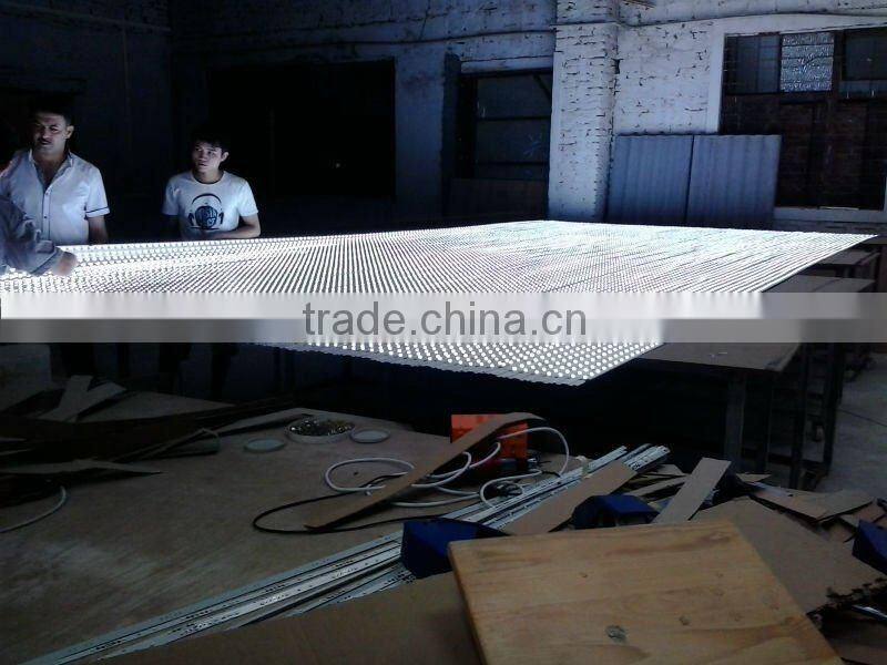 Double sided led backlit highway unipole