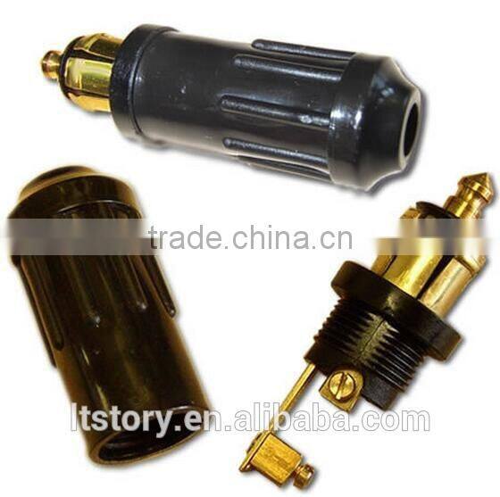 Black color car Merit 12V Rated Voltage 0-35V DC Max Current 16A Power Plug power socket