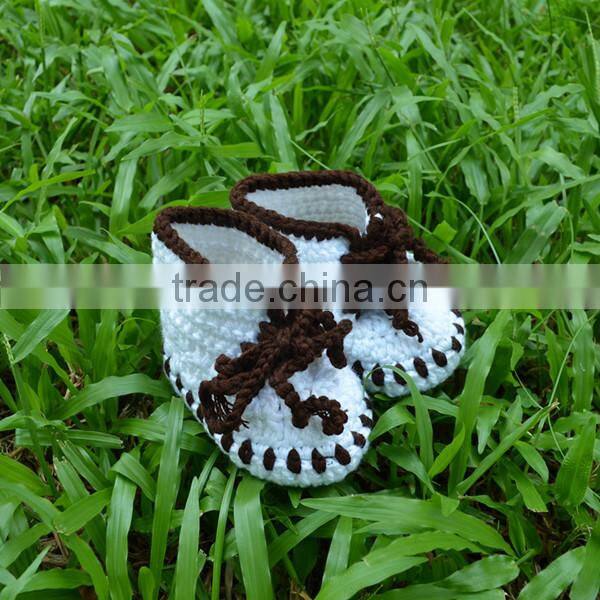 2015 Winter Crochet Baby Shoes With Knitted Lace