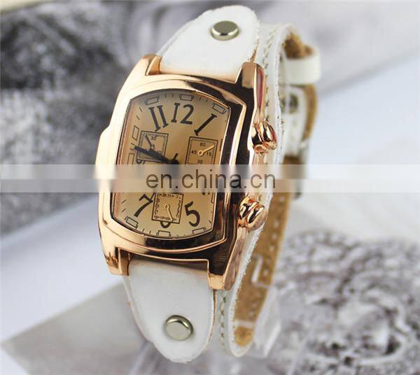 2014 Yiwu Manufacturer Wholesale Wrist Watch Guangzhou Watch