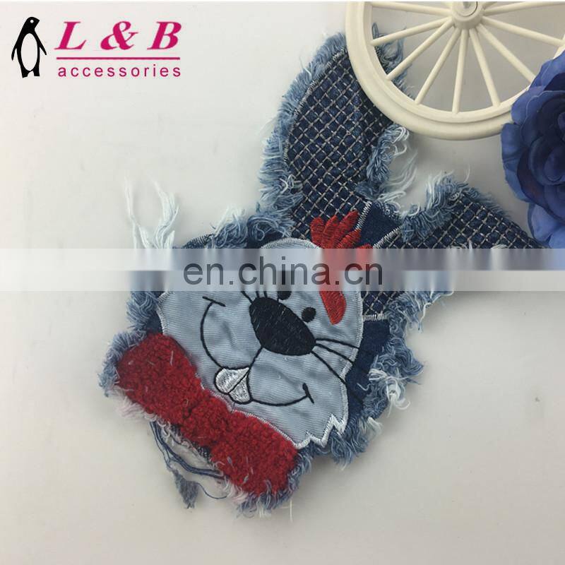 New design wholesale towel embroidery patch with denim