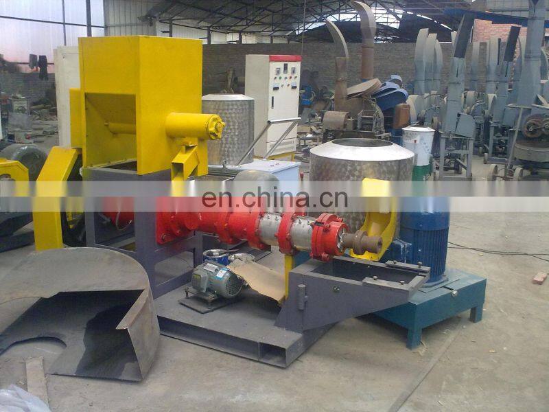 2018 Hot Promotion high quality floating catfish feed pellet making machine/Small fish farm cheap floating feed extruder