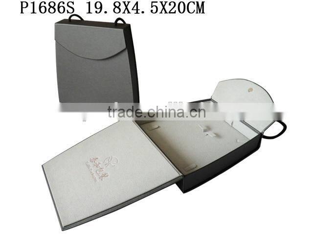 P1686W2 Cardboard Paper Watch Box wIth Snap