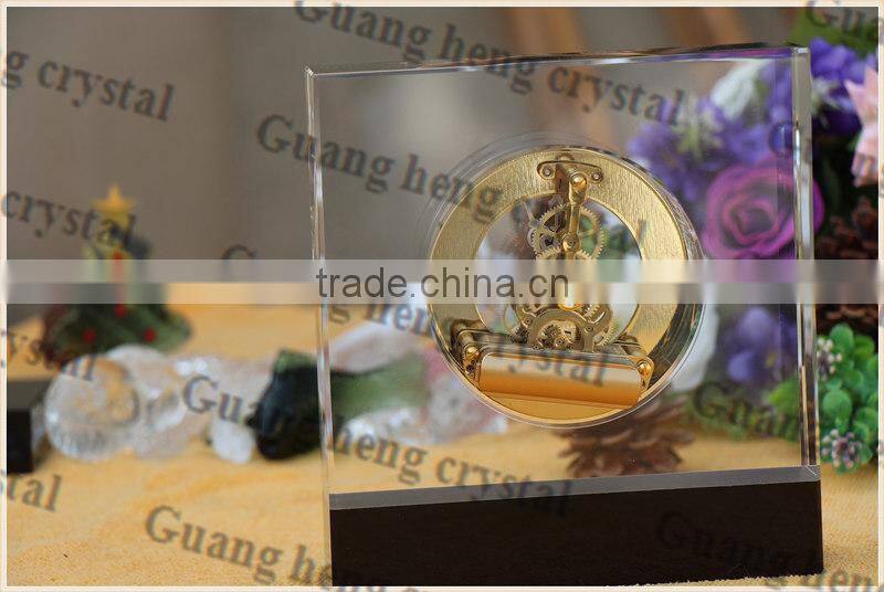 2015 New Design Crystal Desk Clock
