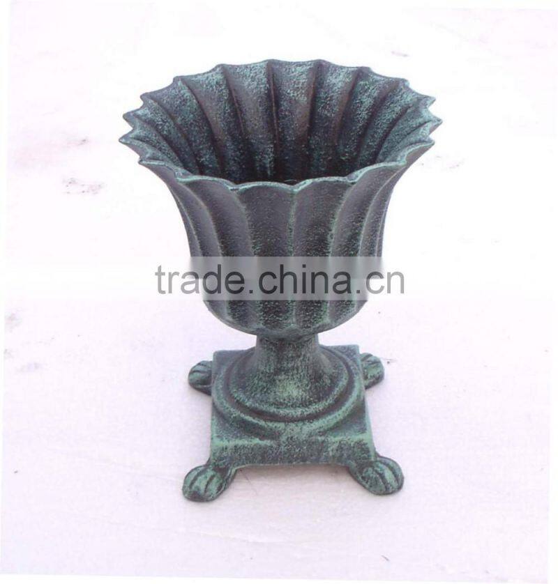 cast iron flowerpot 108A