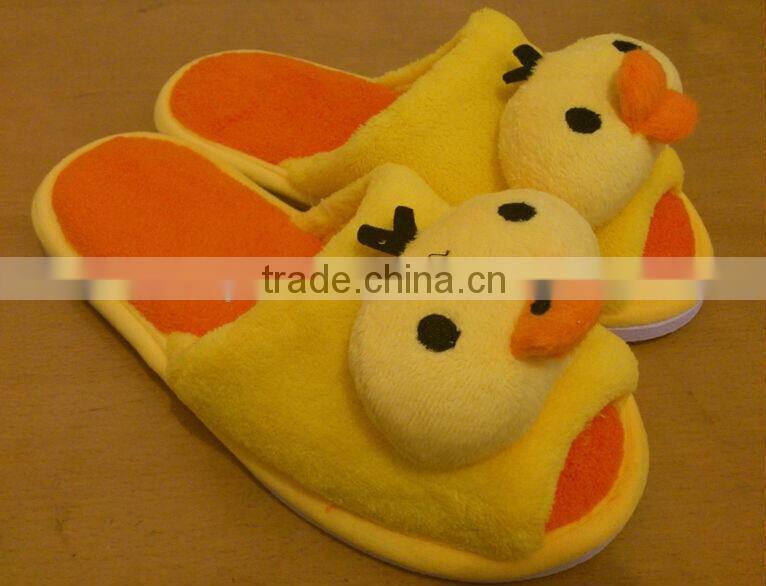 plush chicken slipper/soft toy factory made plush chicken slipper/yellow chicken soft slipper/custom animal slippers