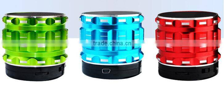 2015 best price FM portable wireless bluetooth mini speaker card slot and usb flash drive slot