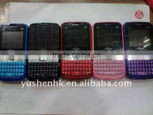 Q7 three sim three standby TV Qwerty mobile phone Russian 01