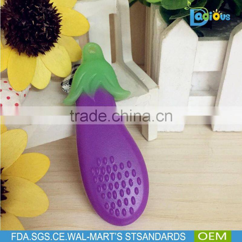 Wholesale BPA Free Natrual Soft Toy Silicone Baby Teether fish shape infant teether