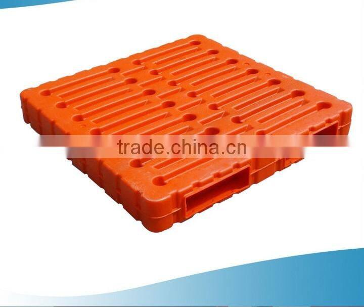 Customize OEM blow molding plastic pallet combined with 8 steel inside single faced plastic pallet