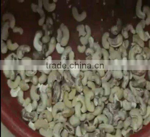 Automatic cashew peeling machine