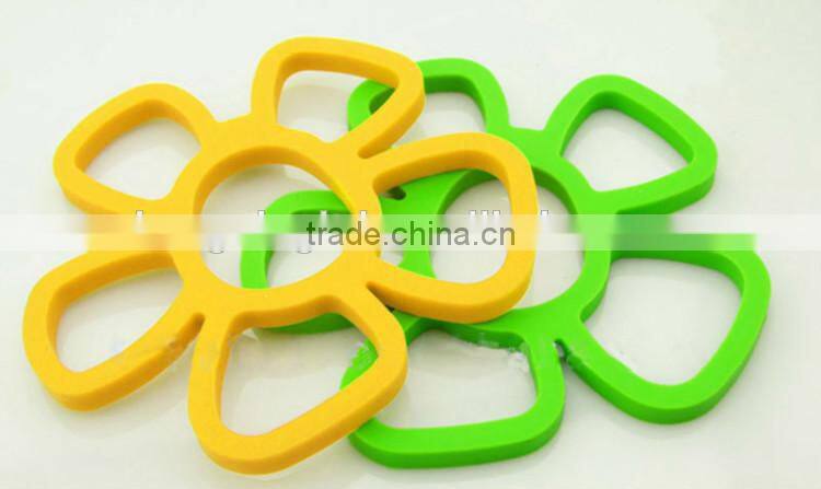 Kitchen use flower shaped silicone table mat/place mat&Silicone coaster&Silicone Cup Mat