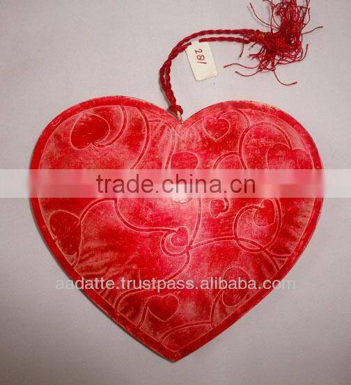 Hot sale Christmas decoration metal crafts hanging heart