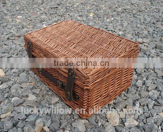 2014 hotsell large wicker hamper gift storage basket perfect in design and size
