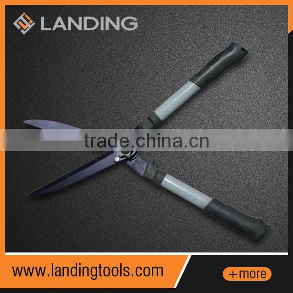 634001 570mm oval handled steel long handled hedge shears