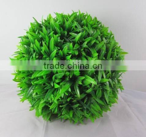 30CM Plastic Artificial Grass Ball Christmas Holly Ball