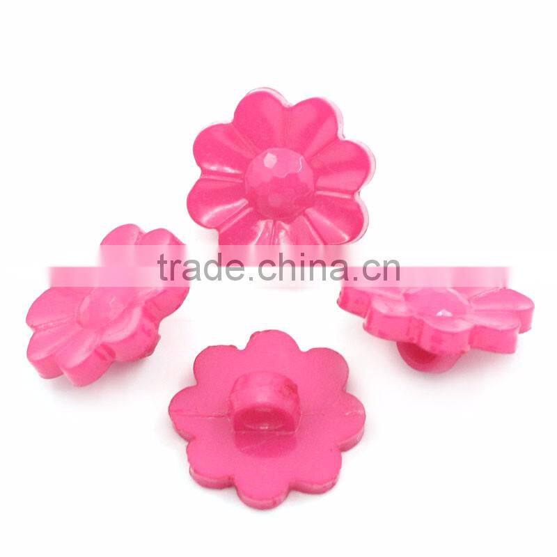 Cheap Wholesale Daisy Flower Fuchsia Acrylic Sewing Shank Buttons