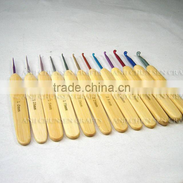 Multicolor Bamboo Handle crochet hooks