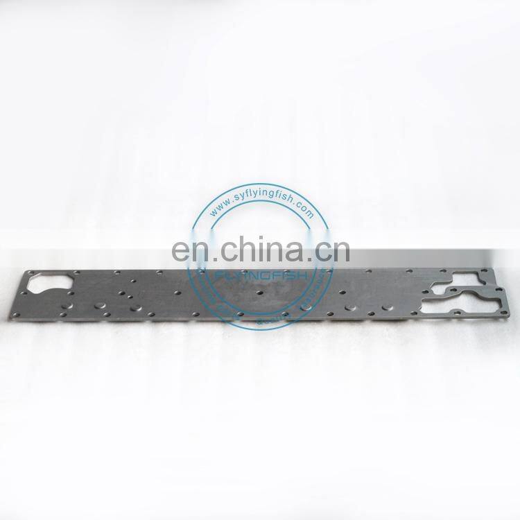 Water Header Cover 4985547 For M11 ISM11 QSM11 Engine