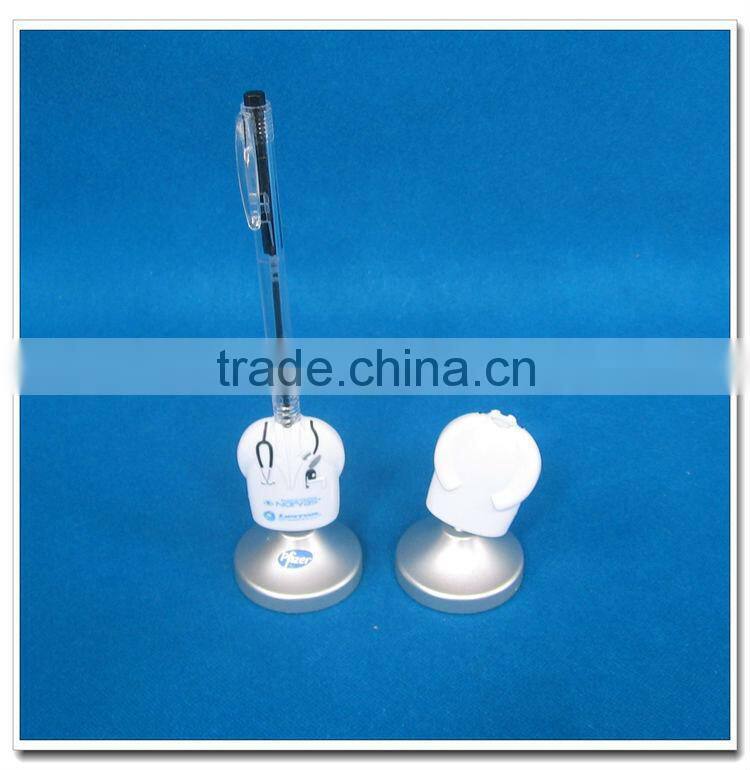 Creative design plastic pen stand