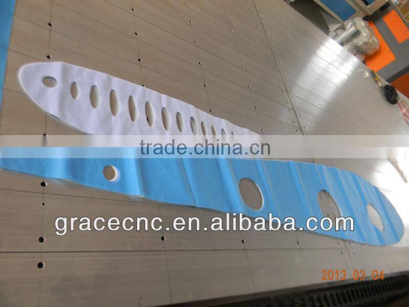 Auto feeding fabric laser cutting machine