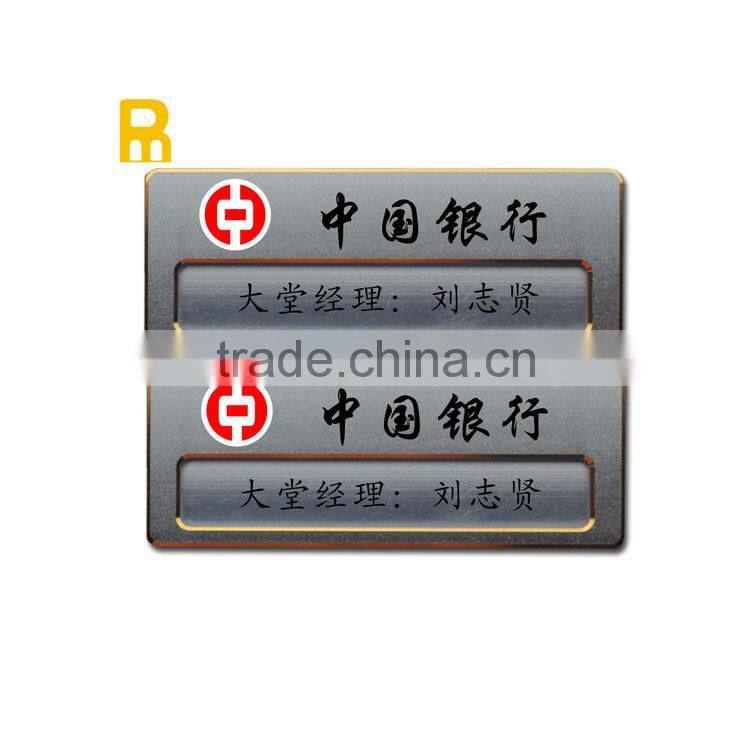 2014 hot sell new products custom logo metal name badge clip