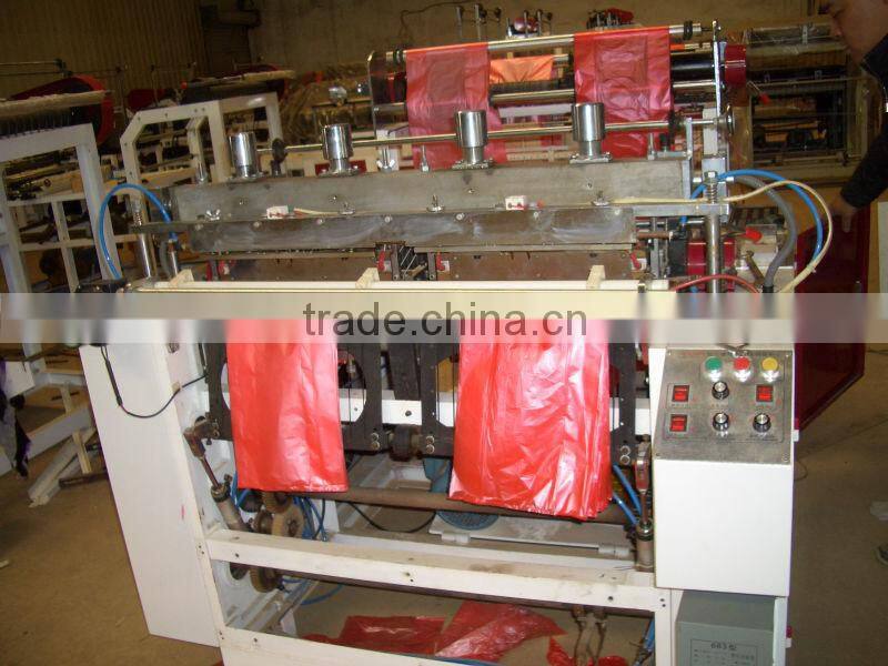 UTOPLAS Brand UTBM-H400x2 Computer Heat Sealing & Heat Cutting Bag Making Machine (Double photocell)