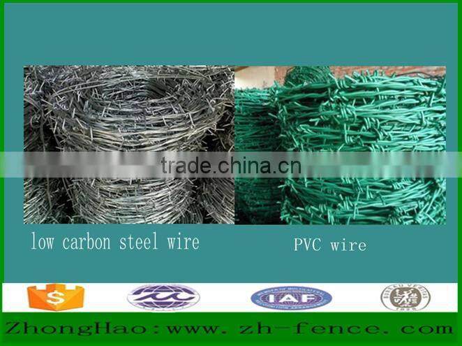 Hot dipped galvanized or PVC coated Barbed Wire Fencing farmland fence