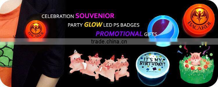 2014 new promotion product Flashing Heart Pin For Valentine's Day