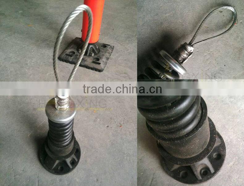 WB107 2014 new flexible warning posts