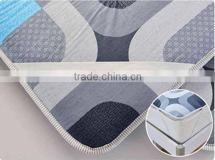 Double Patterned Memory Foam Waterproof Bed Mattress Pad