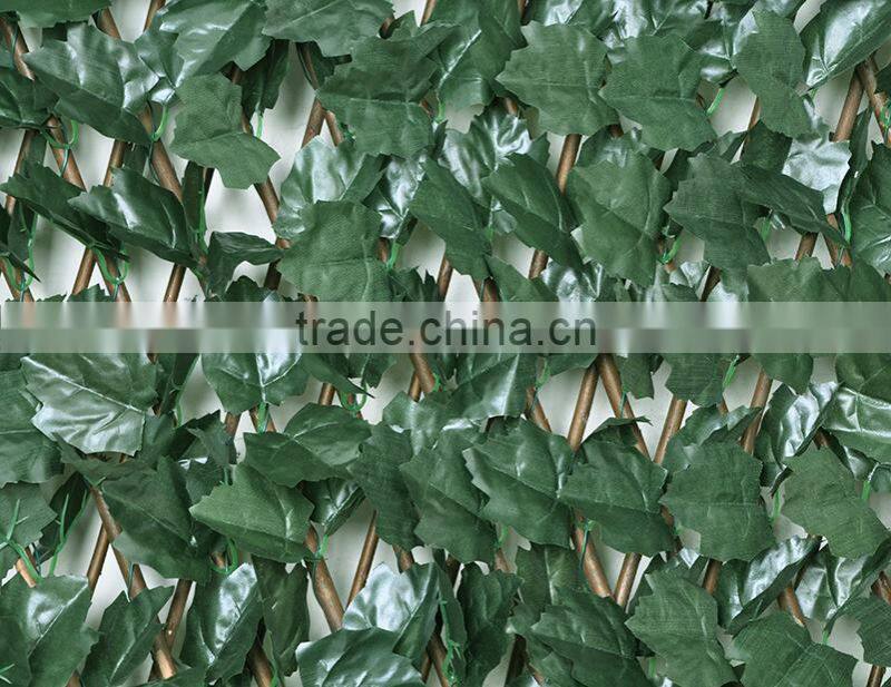 Green maple leaf shape artificial grass fence