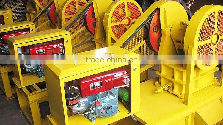 Portable jaw crusher PE200*300 with diesel engine or motor