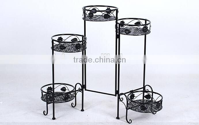 Free standing outdoor metal plant flower pot shelf