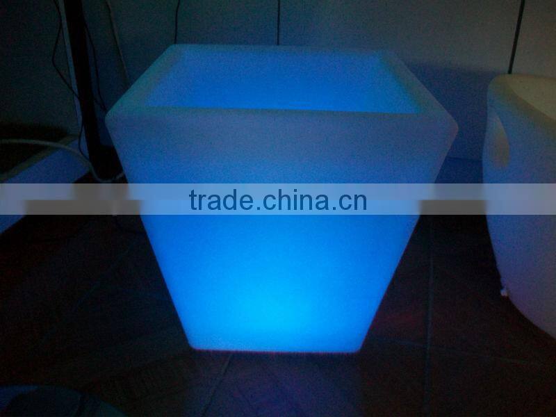 palstic large square colored ice cooler