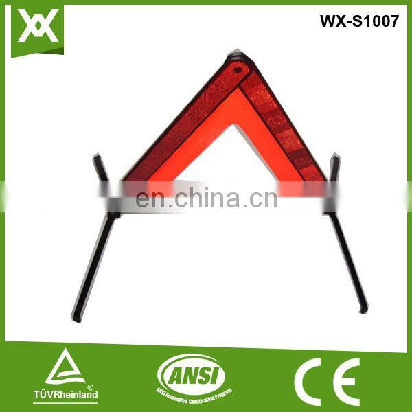 traffic accident exclamation mark warning triangle red